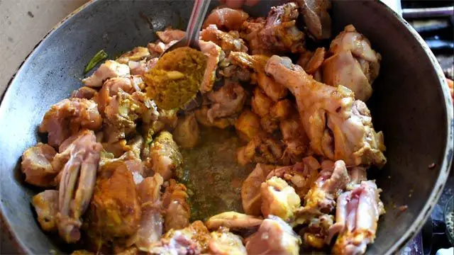 Andhra Chicken Curry (10)