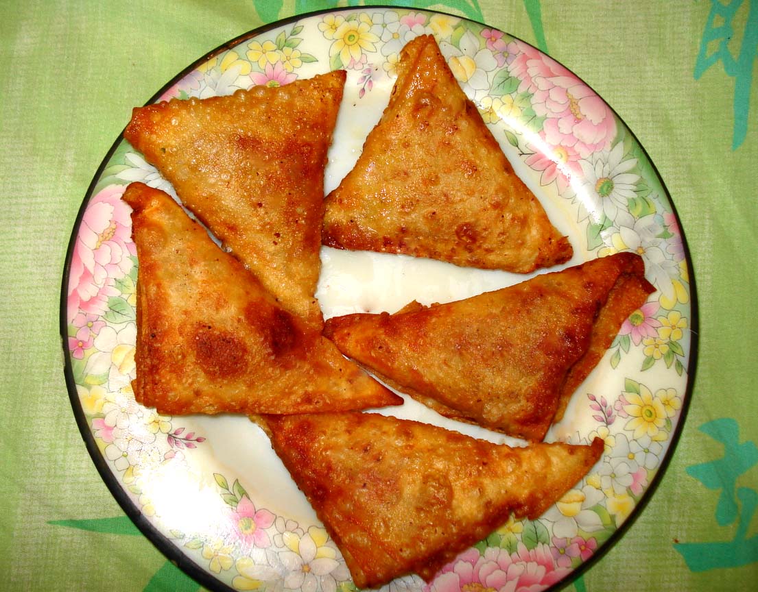 Chicken Kheema Samosa