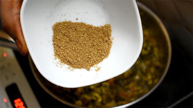Sprinkle coriander powder to make Amaranth Leaf Curry.