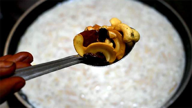 Garnish Semiya Saggubiyyam Payasam  with dry fruits.