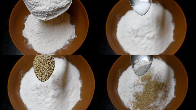 Put rice flour in a bowl, salt, sesame seeds and cardamom powder.