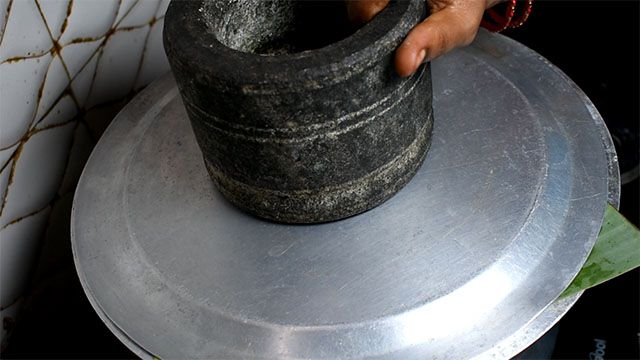 Paneer Biryani Recipe Restaurant Style Paneer Biryani Recipe: Place weight over the lid.