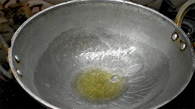 Perfect Capsicum Tomato Curry Recipe Capsicum Tomato Curry: Heat oil in a pan